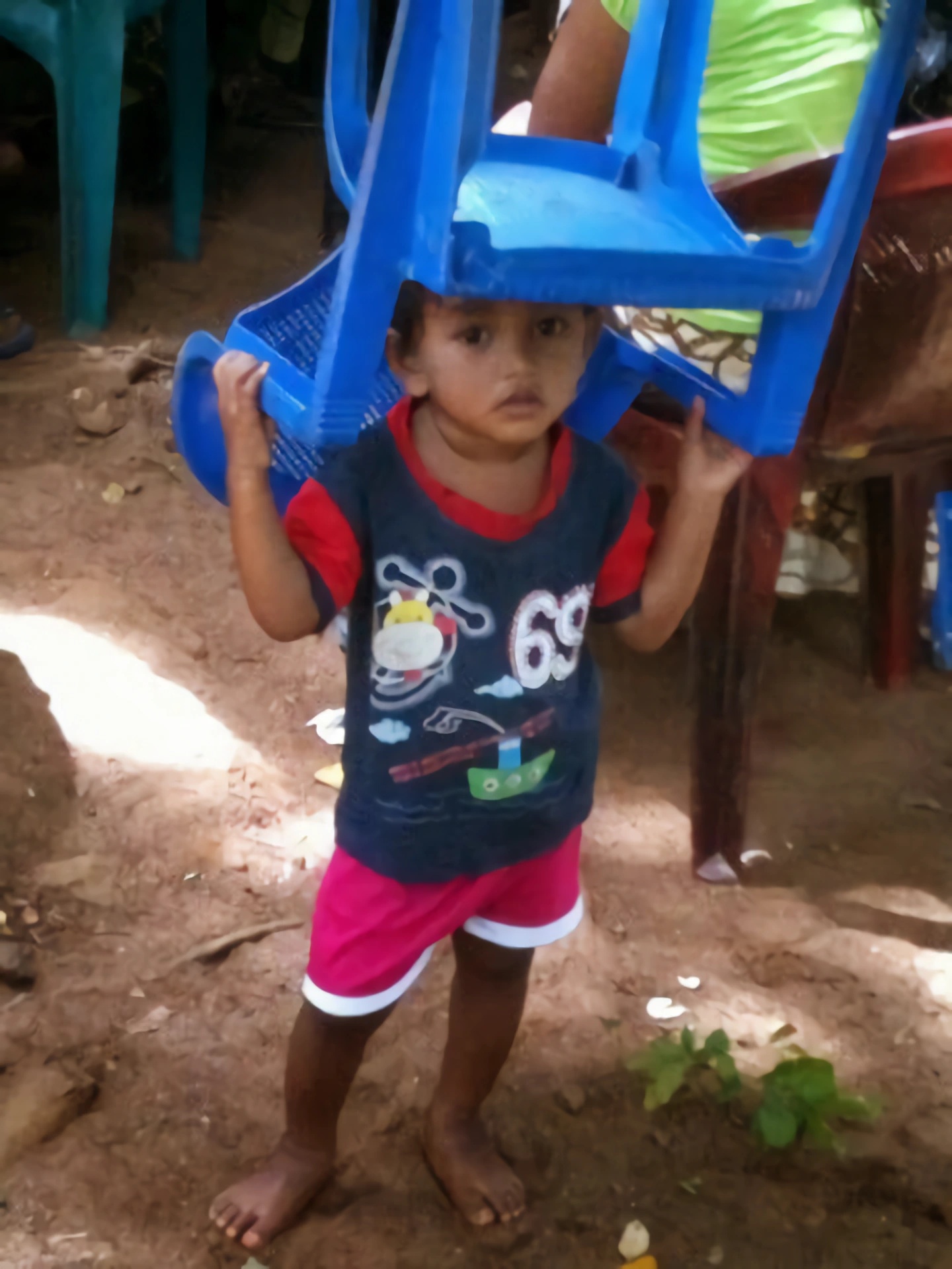 Community gathering during a Positive Deviance/Hearth program in Sri Lanka